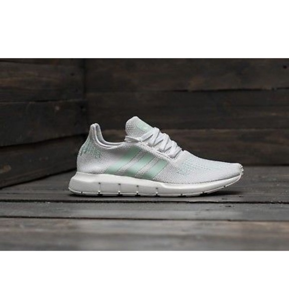 adidas swift run mint green